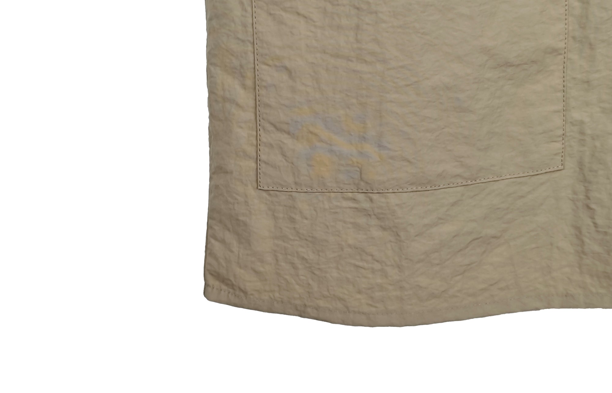 Men's Relaxed Fit 100% Nylon Short Sleeve Shirt - Button-Down Collared Casual Top with Multi Pockets