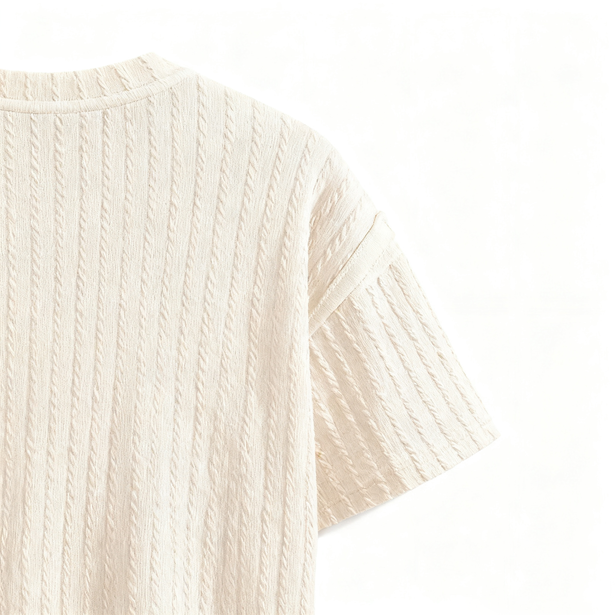 Men's Textured Knit Short-Sleeve T-Shirt: Elevated Casual Style with Timeless Comfort for Modern Men