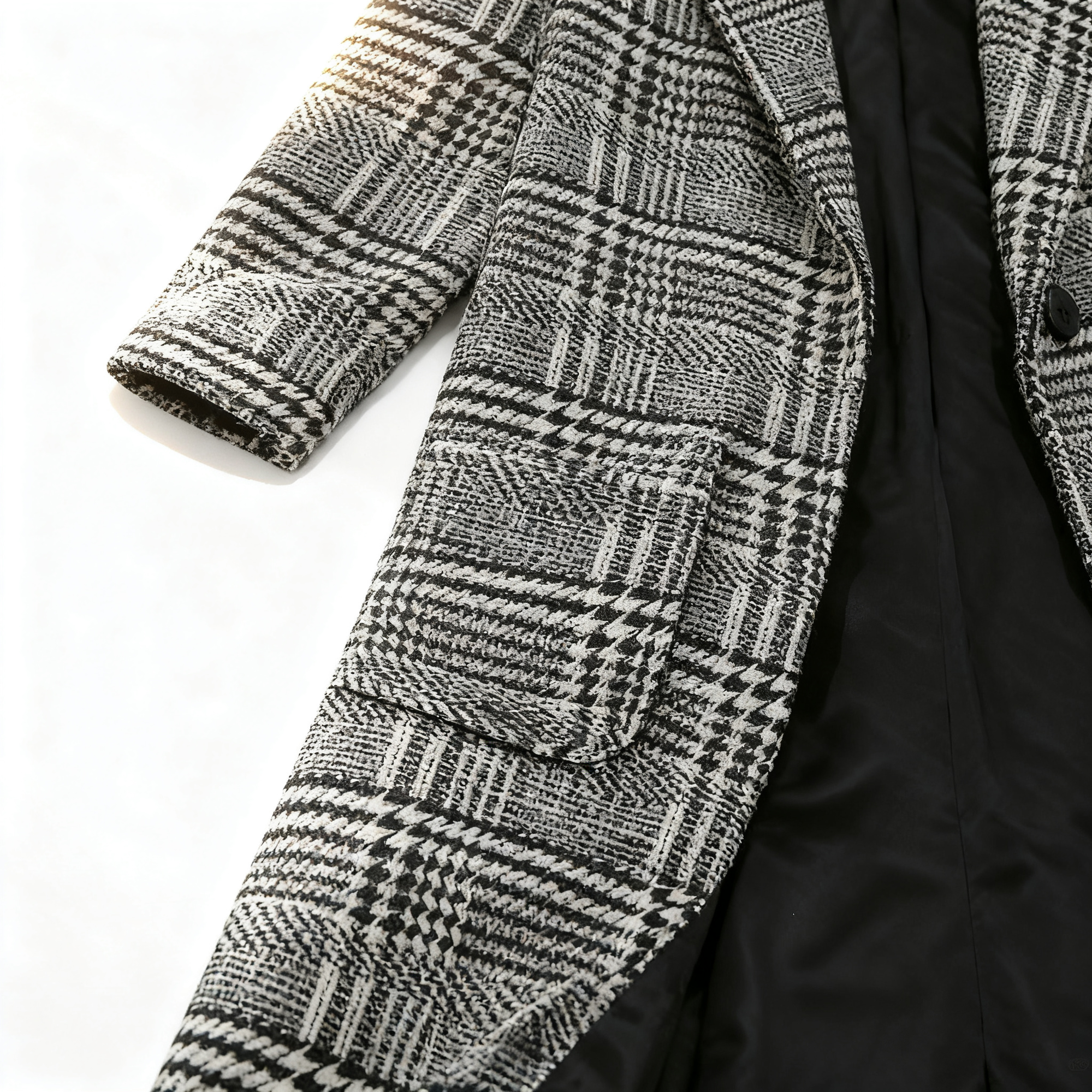 Men's Plaid Trench Coat - Timeless Sophistication & Modern Versatility for Every Occasion
