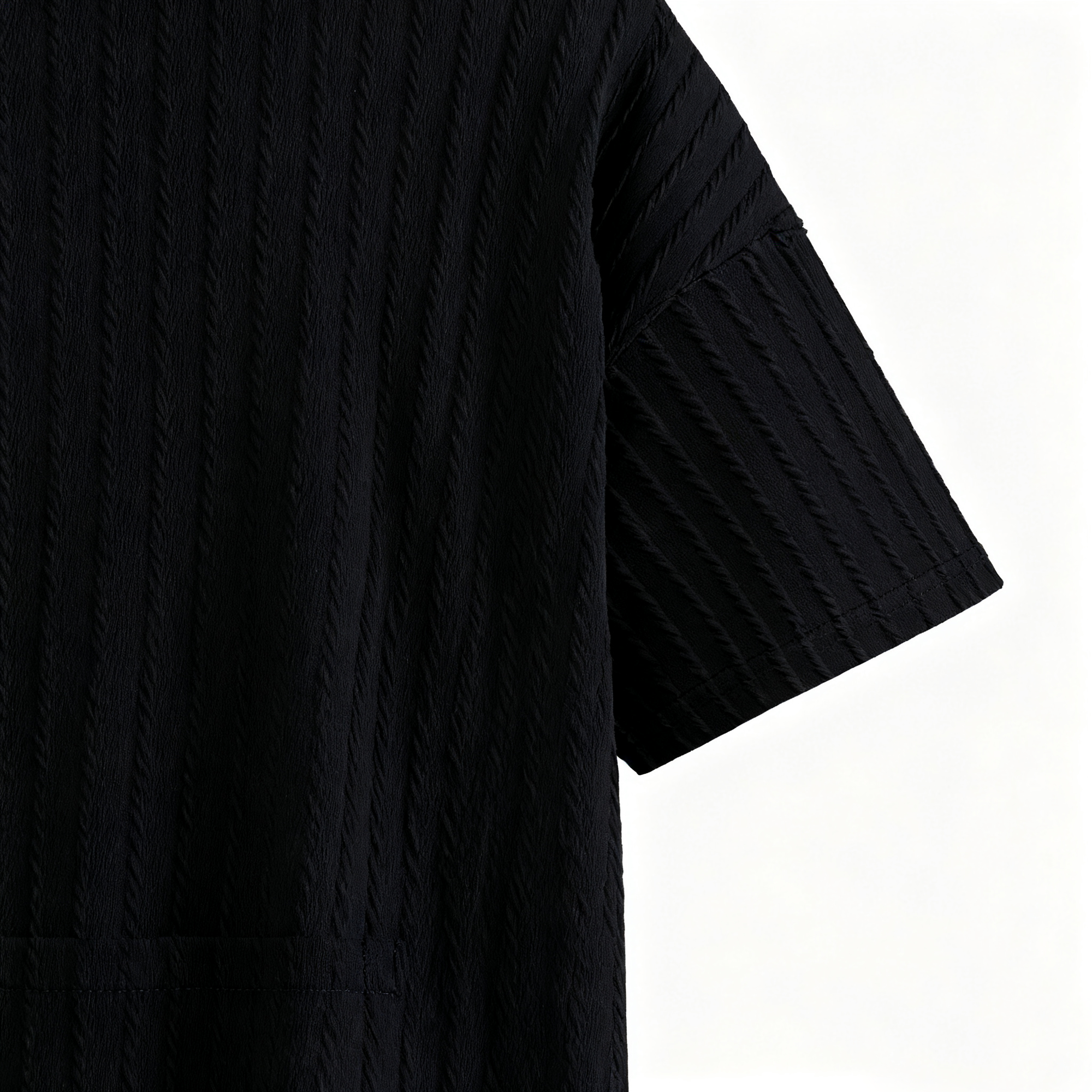 Men's Textured Short-Sleeve T-Shirt - Minimalist Elegance with Subtle Detailing