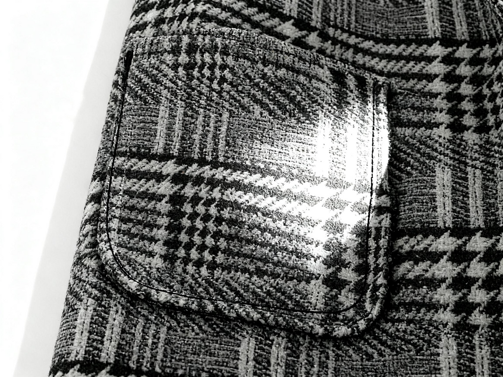 Men's Plaid Trench Coat - Timeless Sophistication & Modern Versatility for Every Occasion