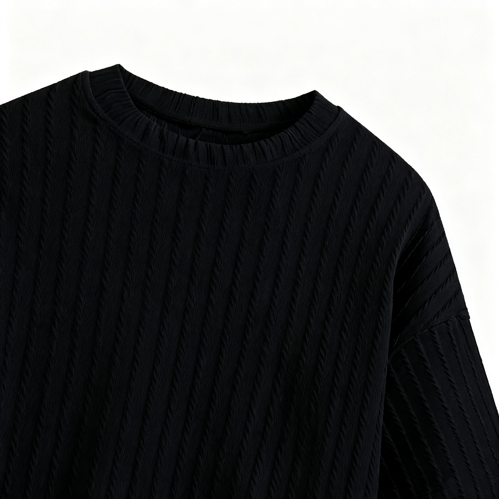 Men's Textured Short-Sleeve T-Shirt - Minimalist Elegance with Subtle Detailing