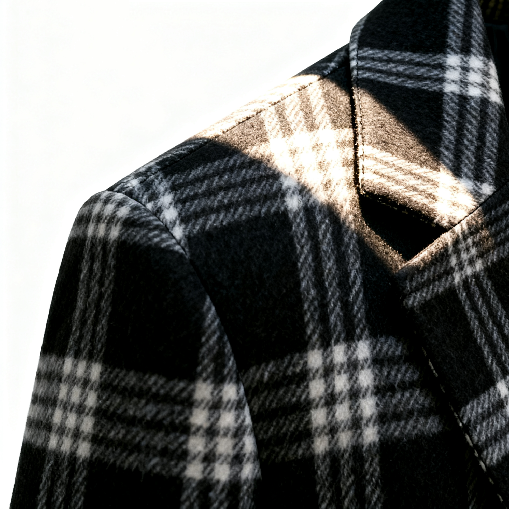 Black & White Plaid Wool-Blend Trench Coat: Retro-Chic Style & Timeless Versatility