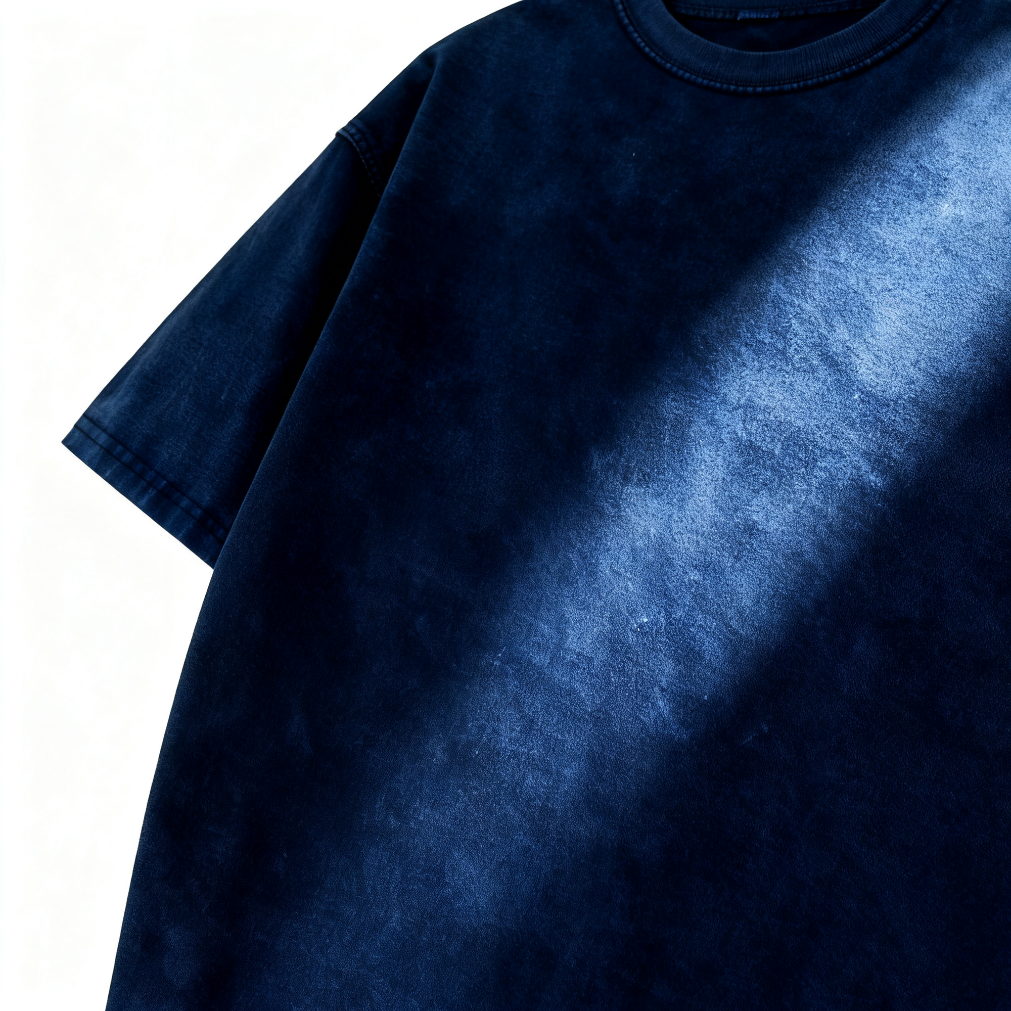 Vintage Washed Navy Oversized T-Shirt: Retro Aesthetic & Laid-Back Streetwear Vibes
