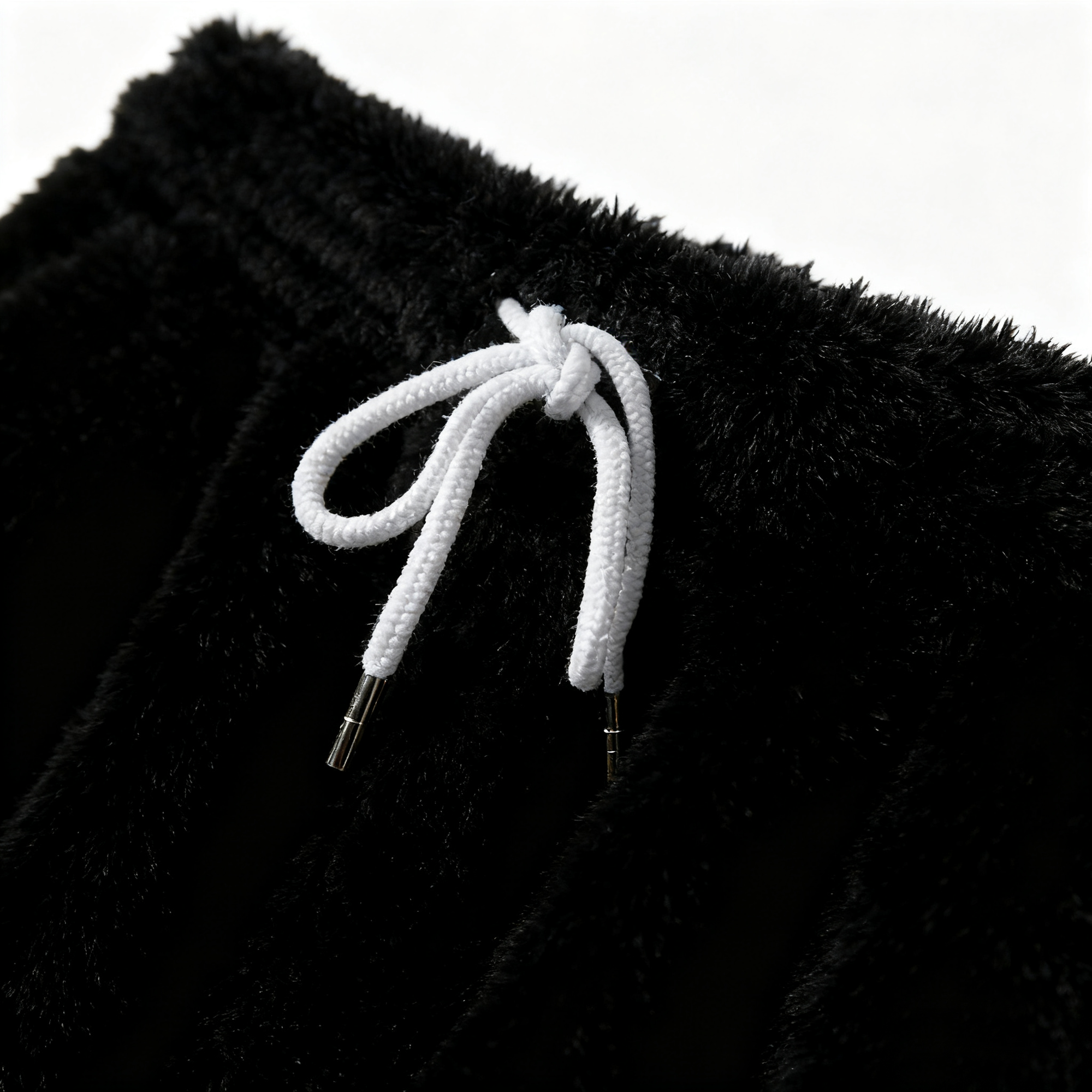 Men's Fuzzy Casual Shorts - Indulge in Luxurious Comfort & Edgy Style for Leisure Moments