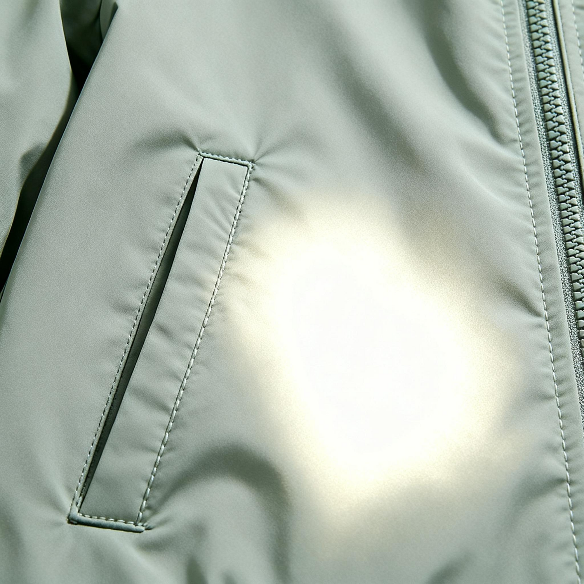 Men's Sport Bomber Jacket: Stylish, Functional & Versatile for Workouts, Urban Commutes & Casual Lifestyles