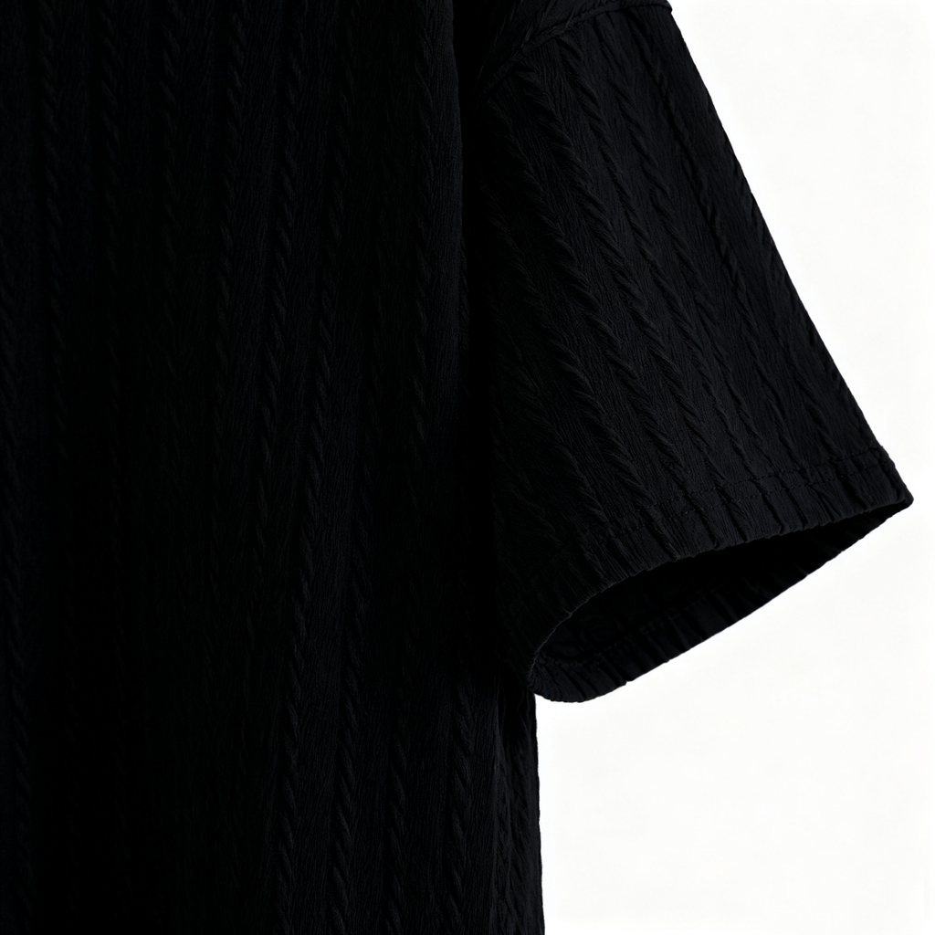 Men's Textured Short-Sleeve T-Shirt - Minimalist Elegance with Subtle Detailing