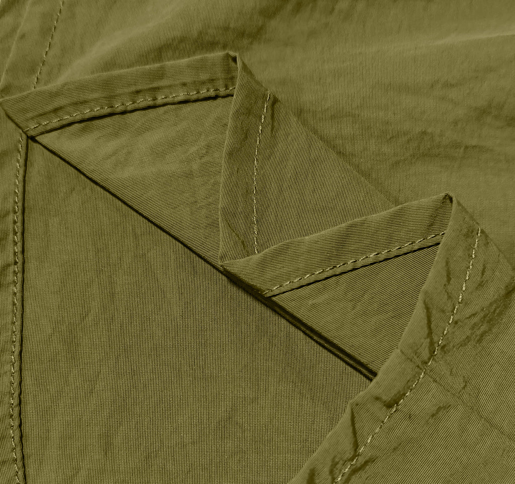 Men's Relaxed Fit 100% Nylon Short Sleeve Shirt - Button-Down Collared Casual Top with Utility Pockets