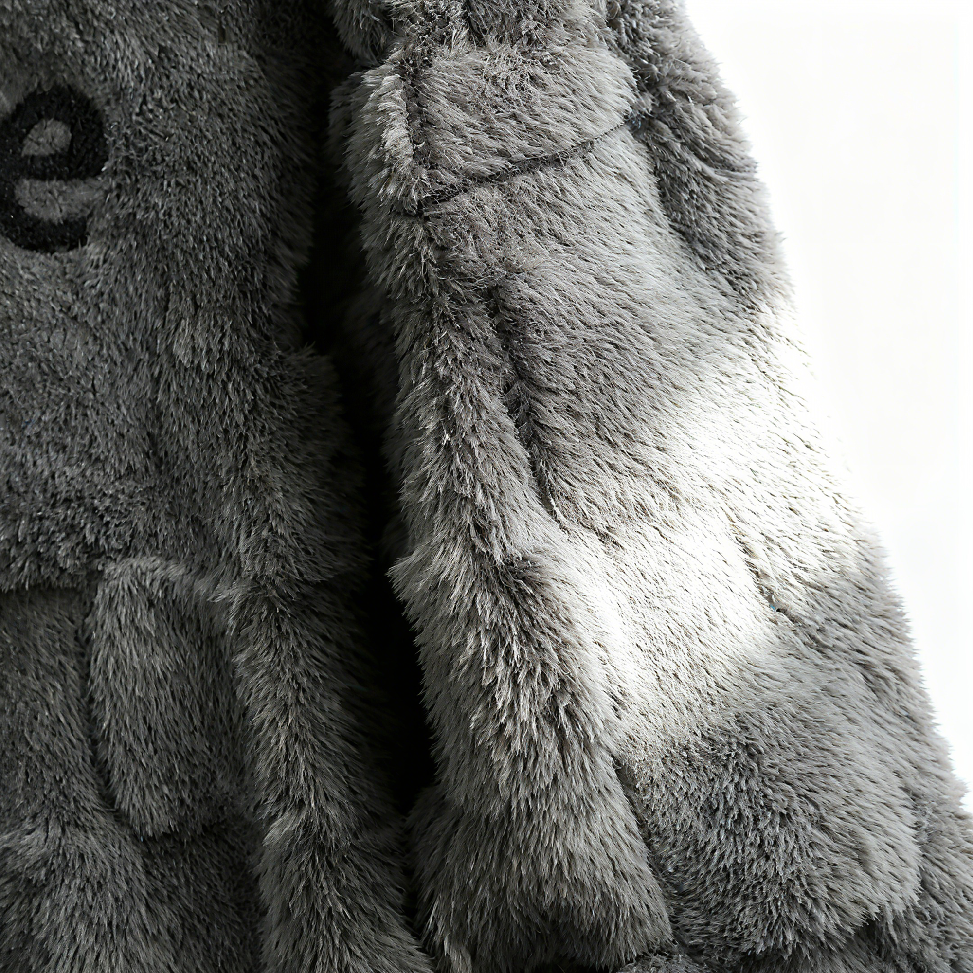 100% Polyester Fuzzy Checkered Hoodie: Ultra-Soft Comfort & Stylish Texture