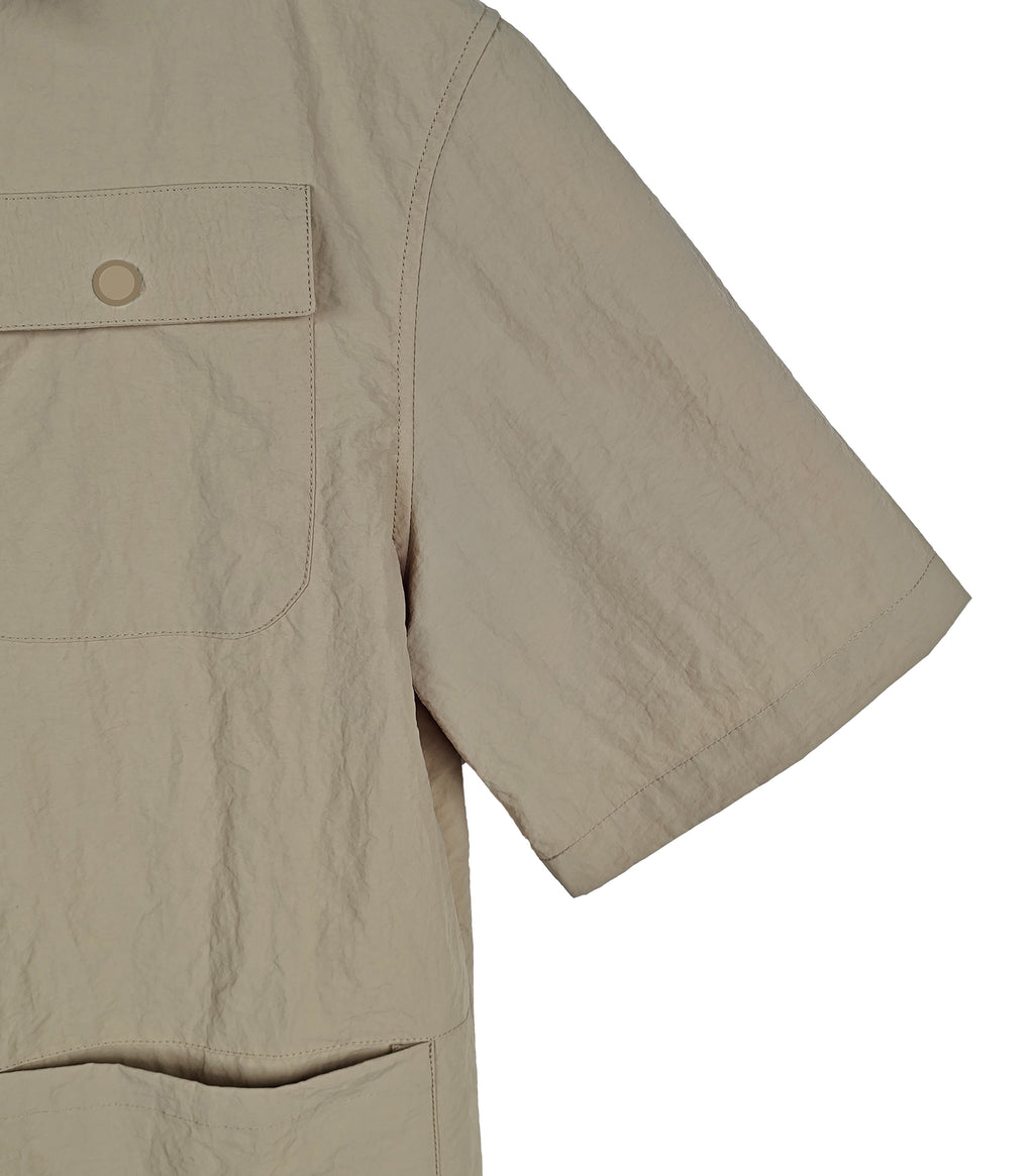 Men's Relaxed Fit 100% Nylon Short Sleeve Shirt - Button-Down Collared Casual Top with Multi Pockets