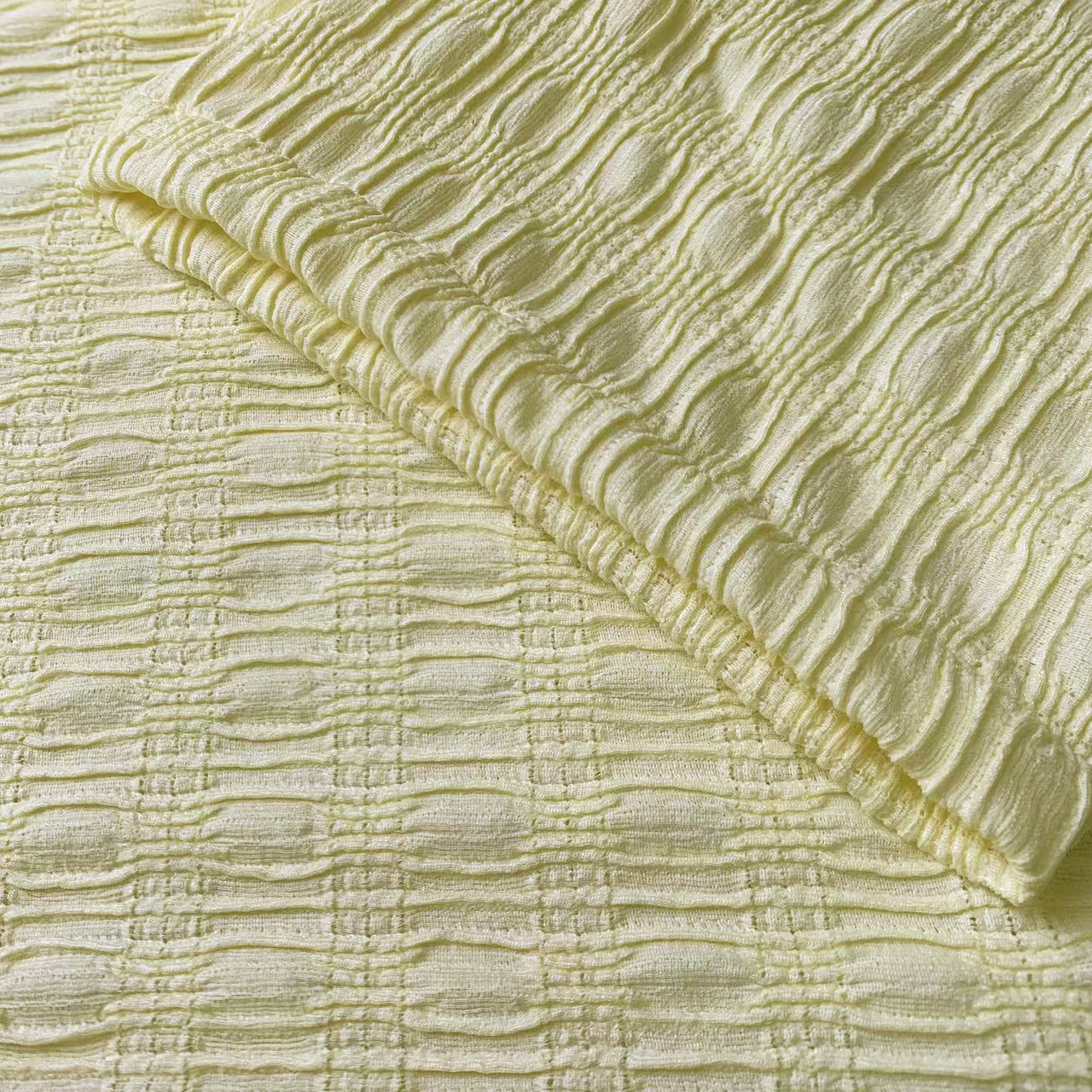 Men's Textured Cuban Collar Shirt - 95% Polyester 5% Spandex, Light Yellow Summer Casual Short - Sleeve Button - Down
